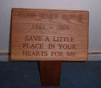 Simple Memorial Plaque: Click to enlarge